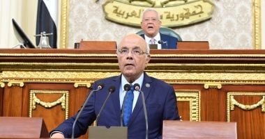 رئيس مجلس النواب ينبه بمنع الأحاديث الجانبية خلال مناقشة قانون الإيجار القديم