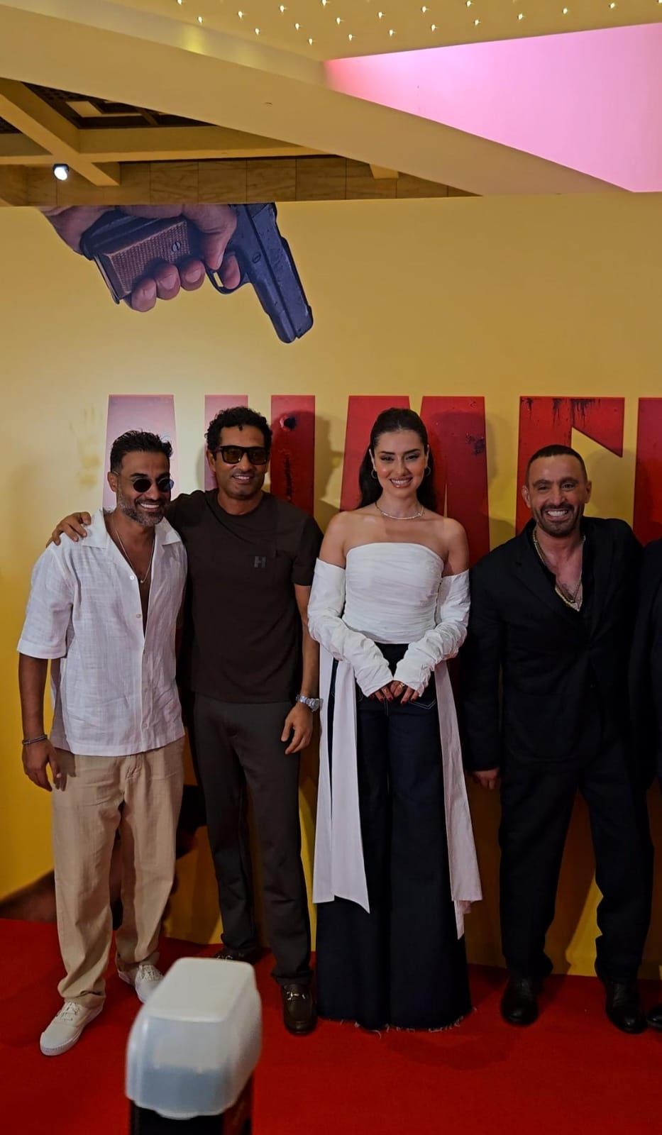 السقا وأحمد فهمى وجيهان الشماشرجى يحتفلون بعرض فيلم أحمد وأحمد.. وعمرو سعد يهنئهم