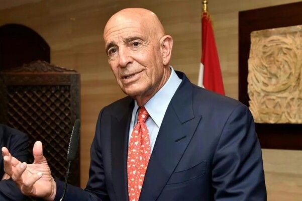 "رويترز": باراك قدّم للبنان ورقة من 6 صفحات تقوم على تسليم الحزب لسلاحه بالكامل بنهاية العام كحد أقصى