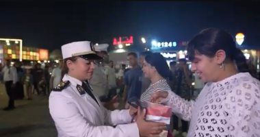 الداخلية تحتفل مع المواطنين بذكرى 30 يونيو.. سلع مخفضة وفعاليات ترفيهية