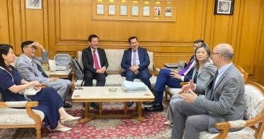 جامعة حلوان تبحث سبل التعاون الأكاديمى مع جامعة هونغ كونغ بوليتكنك