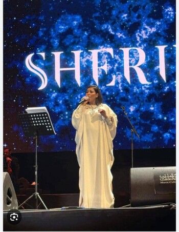 بعد "بلاي باك" شيرين عبد الوهاب.. طبيبها الخاص يوضح