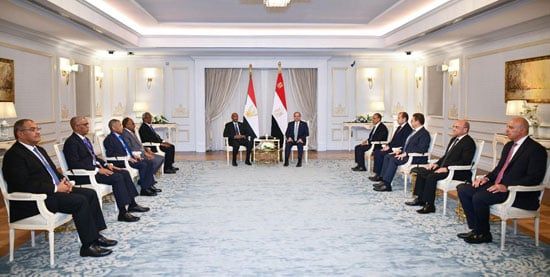 الرئيس السيسى يؤكد لـ"البرهان" على ثوابت الموقف المصري الداعم لوحدة السودان وسيادته واستقراره.. صور