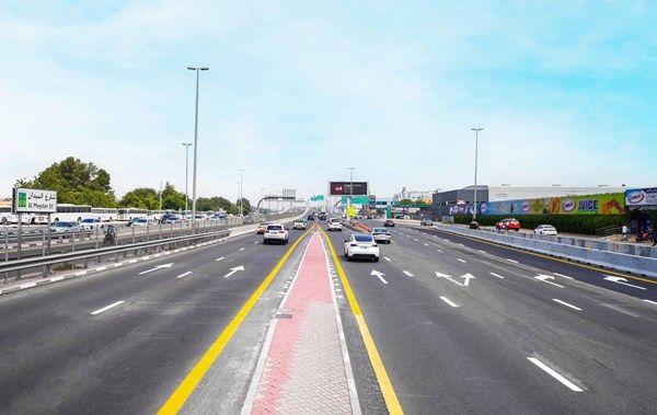 طرق دبي تنجز حزمة من التحسينات المرورية السريعة