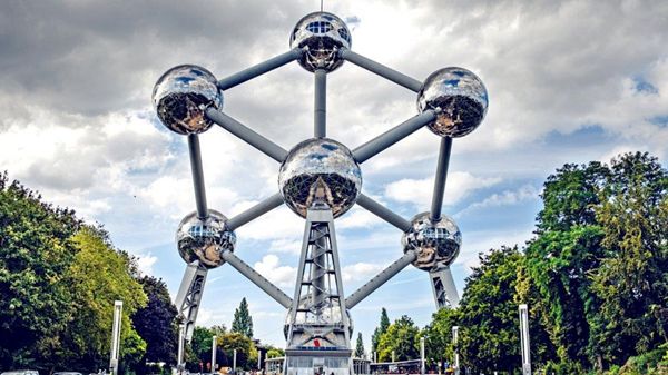 غلق أبواب معلم شهير في بروكسل جراء موجة الحر