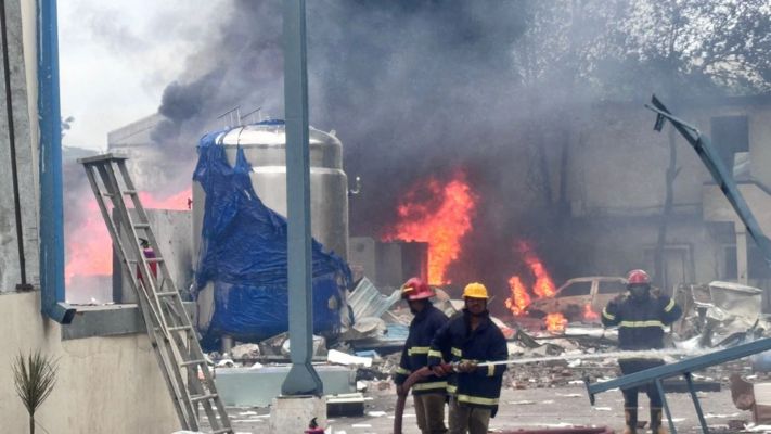 مقتل 12 شخصًا على الأقل وإصابة آخرين جراء انفجار مصنع للمواد الكيميائية في جنوب الهند
