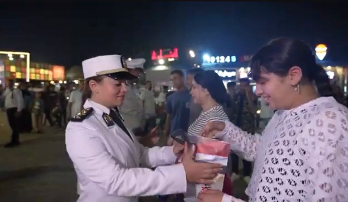 الداخلية تحتفل مع المواطنين بذكرى 30 يونيو.. سلع مخفضة وفعاليات ترفيهية