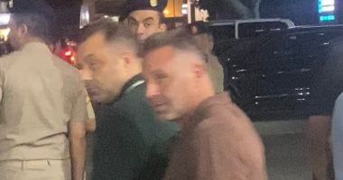 حازم إمام وعلاء مقلد فى عزاء والدة هشام إسماعيل