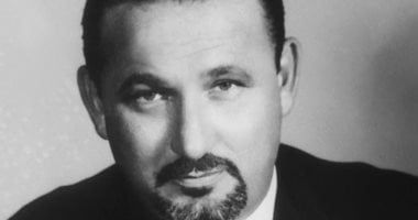 ذكرى وفاة عز الدين ذو الفقار.. عماد حمدى: جمع بين رقة الفن وانضباط المدفعية