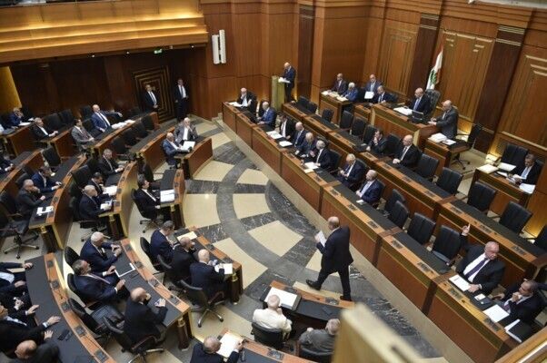 مجلس النواب أقرّ منحة 14 مليون ليرة للعسكريين و 12 مليون ليرة للمتقاعدين العسكريين