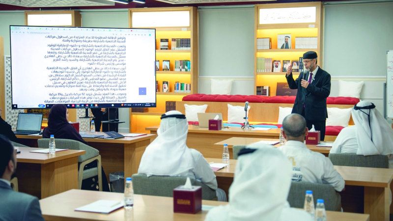 الامارات | المستغانمي: مخاطبة الجمهور تتطلّب اعتماد أسلوب سهل