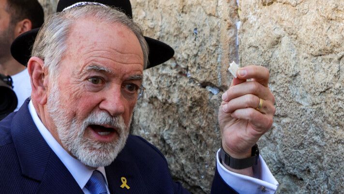 السفير الأميركي في إسرائيل تعليقا على إطلاق صاروخ من اليمن على إسرائيل: ربما على قاذفات "بي 2" أن تزور اليمن