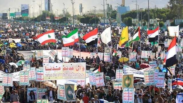 مصدر إيراني: "محور المقاومة" يترنّح تحت الضغط وإيران تعجز عن دعم حلفائها