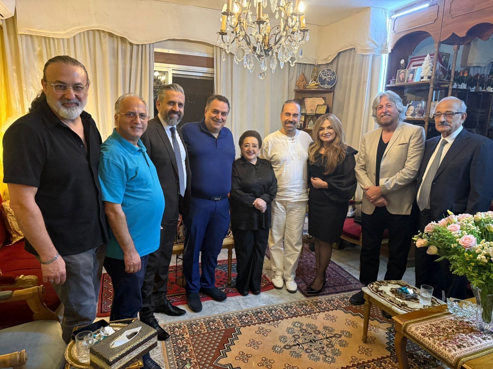 تكريم المطربة هيام يونس صاحبة أغنية وحوي يا وحوي فى لبنان