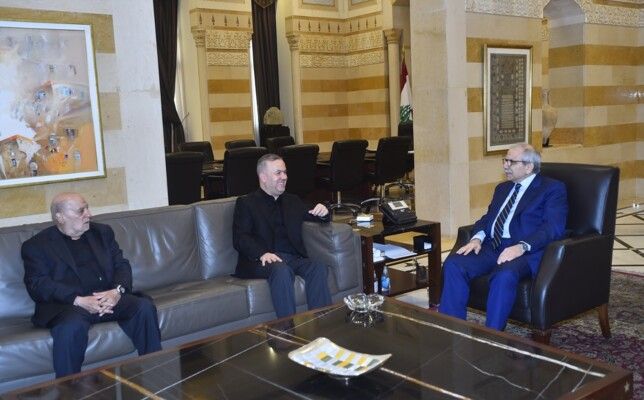 سلام تبلّغ من سفير البحرين عزم بلاده إعادة فتح سفارتها واستقبل القائم بأعمال سفارة الإمارات وشري وفضل الله