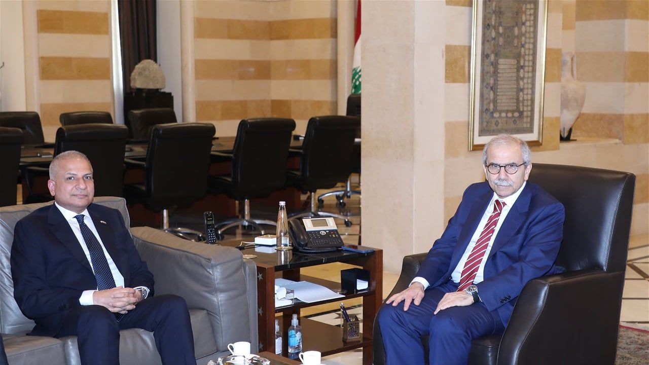 العراق ولبنان يبحثان سبل تعزيز العلاقات الثنائية
