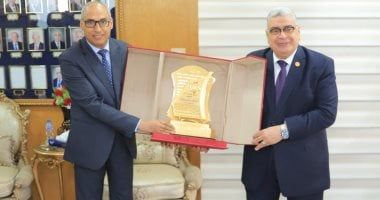 الأمانة العامة لمجلس الدولة تُكرم رئيس المجلس السابق المستشار أحمد عبود