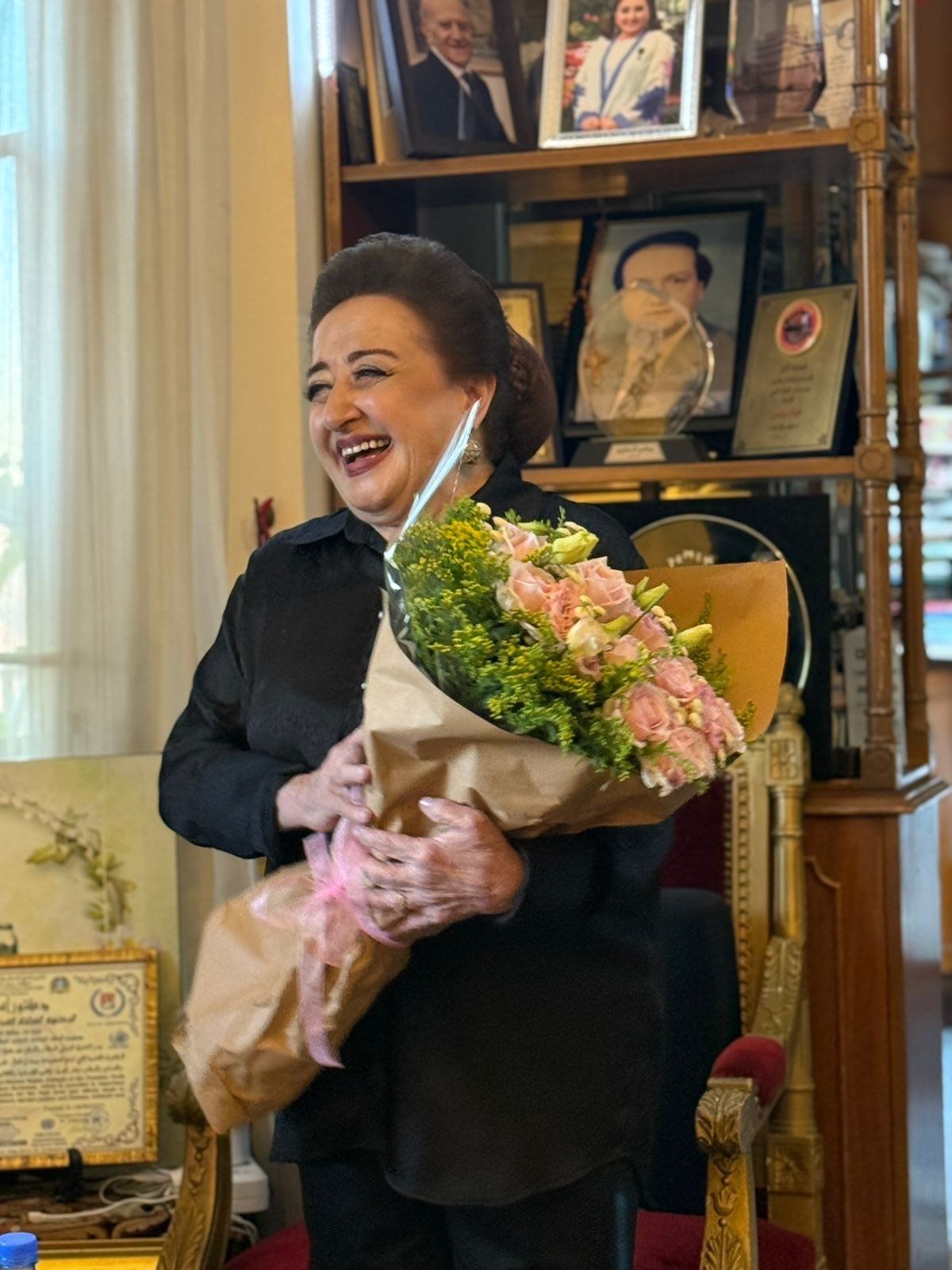 تكريم المطربة هيام يونس صاحبة أغنية وحوي يا وحوي فى لبنان