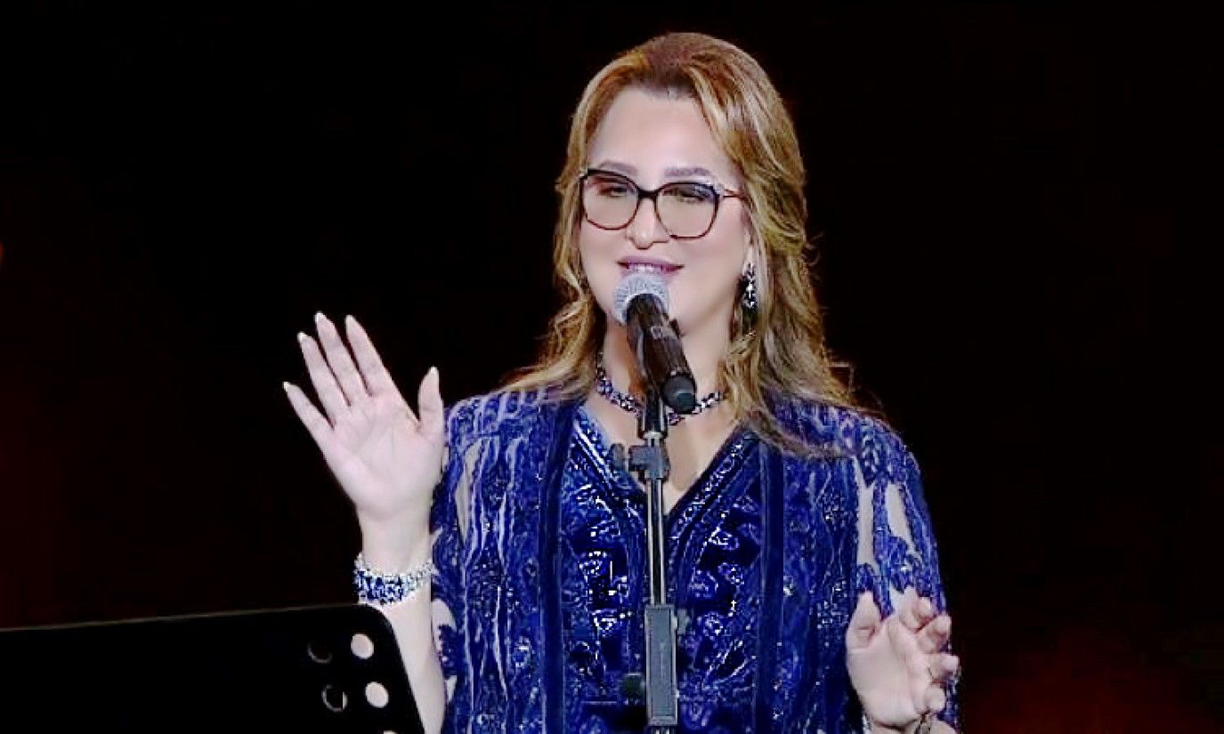 عزيزة جلال تتصدر الترند بعد توثيق حساباتها على مواقع التواصل الإجتماعي