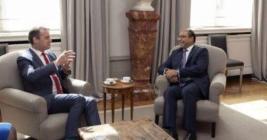 سفير مصر لدى بلجيكا يلتقى رئيس مجلس الشيوخ البلجيكى