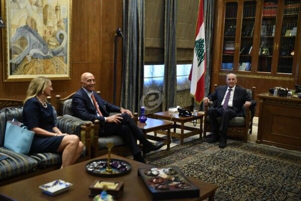 رسائل تل أبيب وورقة واشنطن... هل يُدفَع لبنان نحو التطبيع مع إسرائيل؟