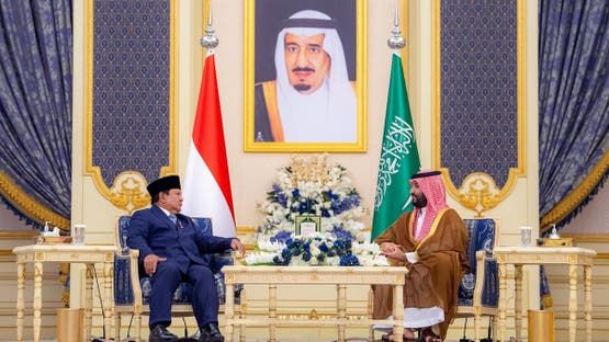 الخليج اليوم .. السعودية وإندونيسيا توقعان صفقات بقيمة 27 مليار دولار