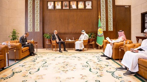 «مجلس التعاون»: دعم الجهود الإغاثية والإنسانية لمساعدة الشعب اليمني