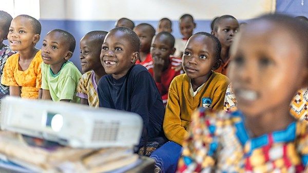 «أبوظبي للتنمية» وكينيا.. شراكة استراتيجية لدعم التنمية المستدامة