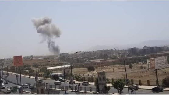 الخليج اليوم .. استهدفتها مسيرة حوثية.. قتلى وجرحى بانفجار محطة وقود في اليمن