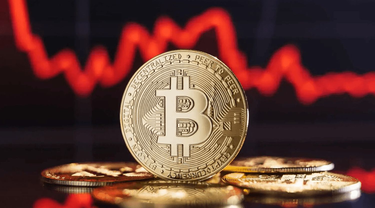 سعر البيتكوين على أعتاب 110 ألف دولار وحجم التصفية يتجاوز 300 مليون دولار