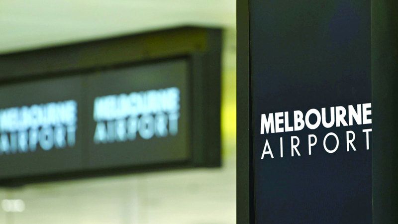 الامارات | ثعبان غير مؤذٍ في الطائرة.. يتسبب في تأخير الرحلة