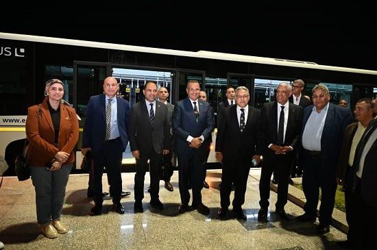 محافظ جنوب سيناء يستقبل لجنة الإدارة المحلية بمجلس النواب بمطار شرم الشيخ الدولى