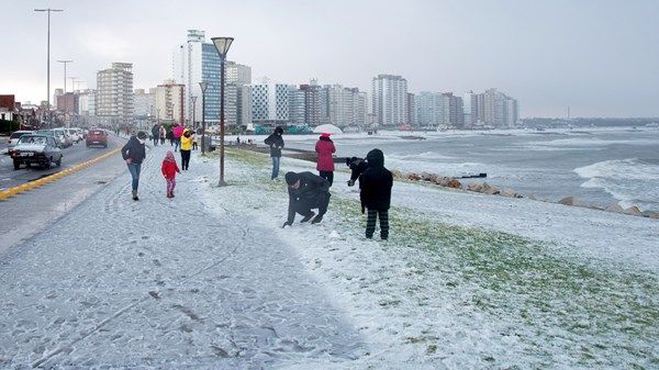 وفاة 9 أشخاص جراء موجة برد غير مسبوقة في الأرجنتين