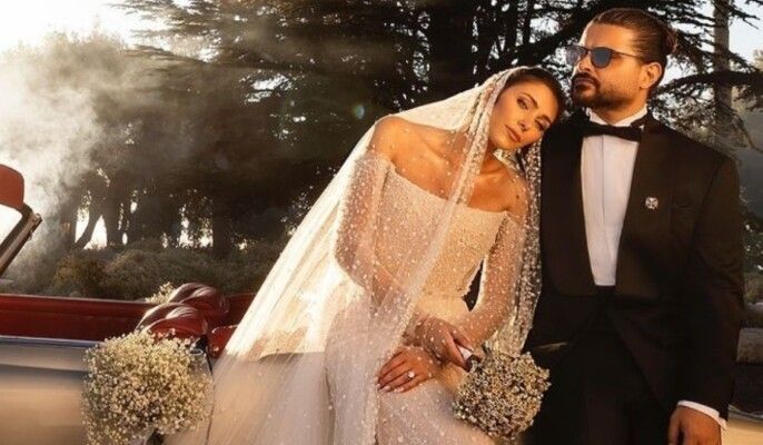 دانييلا رحمة بلحظات عائلية مع أطفال شقيقتها... وناصيف زيتون يشاركهم اللعب