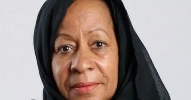 وفاة الفنانة الإماراتية رزيقة الطارش عن عمر ناهز 71 عامًا