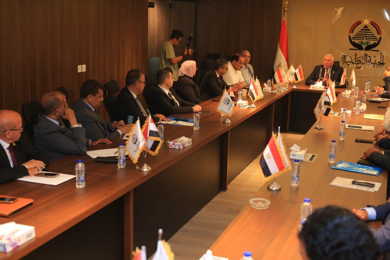 مشاركة واسعة من قيادات ومرشحي حزب الجبهة الوطنية استعدادا لانتخابات الشيوخ