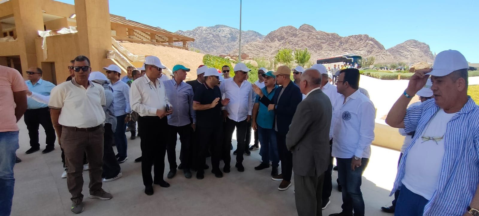 "محلية النواب" تتفقد مشروع التجلى الأعظم.. والمحافظ: نستهدف مليون سائح سنويا