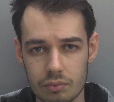 أقنع البريطاني ضحيته بمحاولة الانتحار فسجنوه