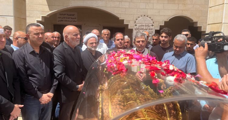 قانا استقبلت ذخائر القديسة تريزيا الطفل يسوع بمشاركة النائبَين خريس وبيضون