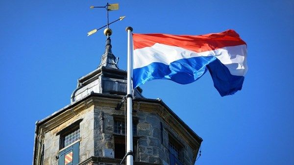 البرلمان الهولندي يوافق على تشديد قوانين اللجوء