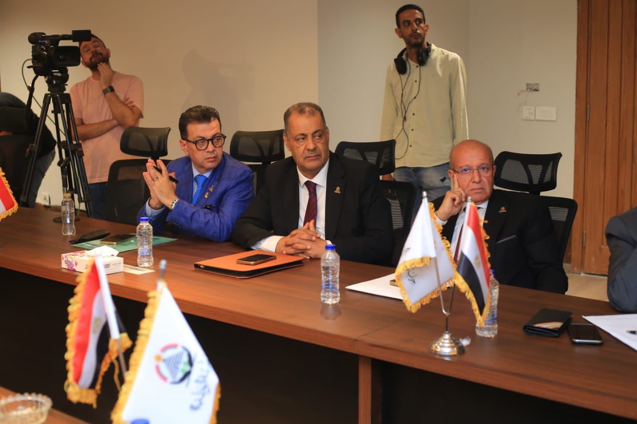 مشاركة واسعة من قيادات ومرشحي حزب الجبهة الوطنية استعدادا لانتخابات الشيوخ