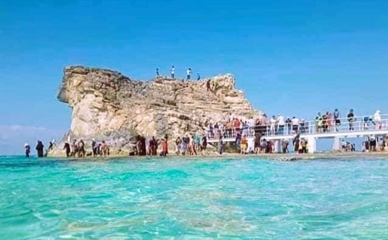 تجربة سياحية فريدة.. اكتشف سحر حمام كليوباترا الملكى فى مرسى مطروح (صور)