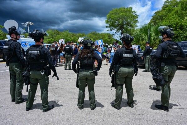 المحكمة العليا الأميركية أيّدت ترحيل ثمانية مهاجرين غير نظاميين إلى جنوب السودان