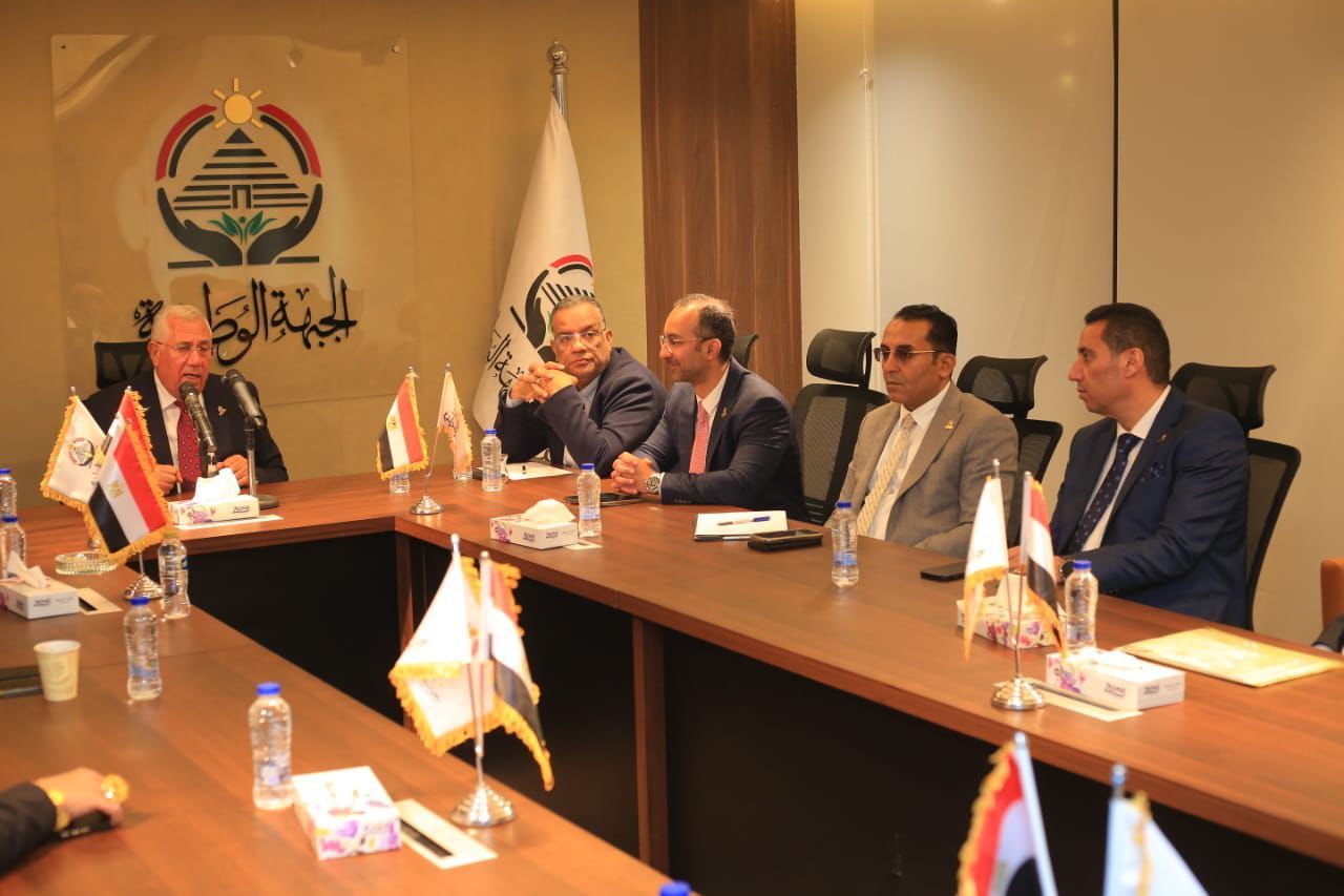 مشاركة واسعة من قيادات ومرشحي حزب الجبهة الوطنية استعدادا لانتخابات الشيوخ