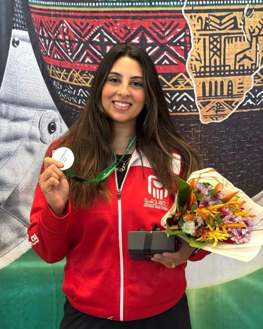 جامعة القاهرة تحقق إنجازًا تاريخيًا فى بطولة إفريقيا لسلاح السيف - نيجيريا 2025