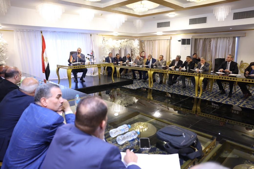 تفاصيل اجتماع نقيب المحامين بأعضاء مجلس النقابة العامة ونقباء الفرعيات