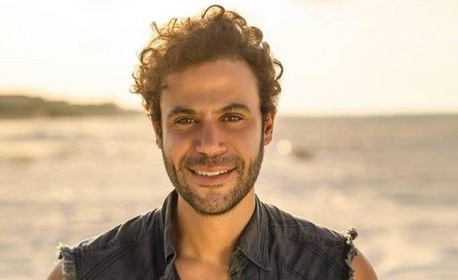 محمد إمام يظهر مع بناته لأول مرة... وجمالهن حديث الجمهور