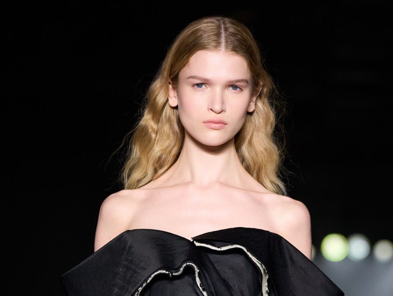 ترند الكركم والماء اجتاح مواقع التواصل ليذكركِ بالفوائد الجمالية لأهم مكون طبيعي