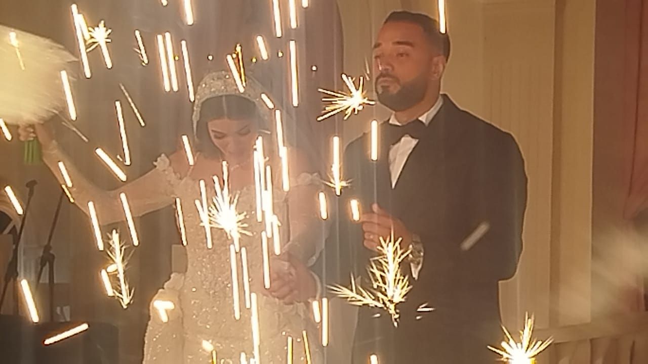 وزير الشباب والرياضة ومحافظ القاهرة يحضران زفاف ابنة محمد فؤاد