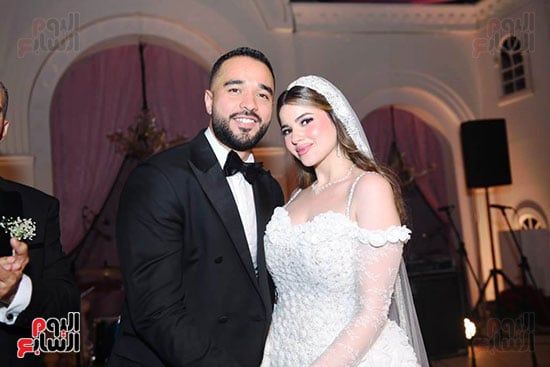 الصور الأولى من زفاف ابنة محمد فؤاد.. وهانى رمزى أول الحاضرين.. صور